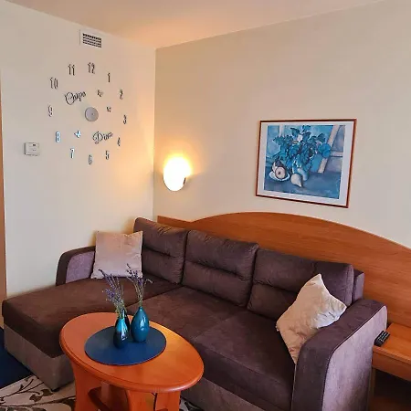 Alkos Apartamentai Nr 403 * Palanga
